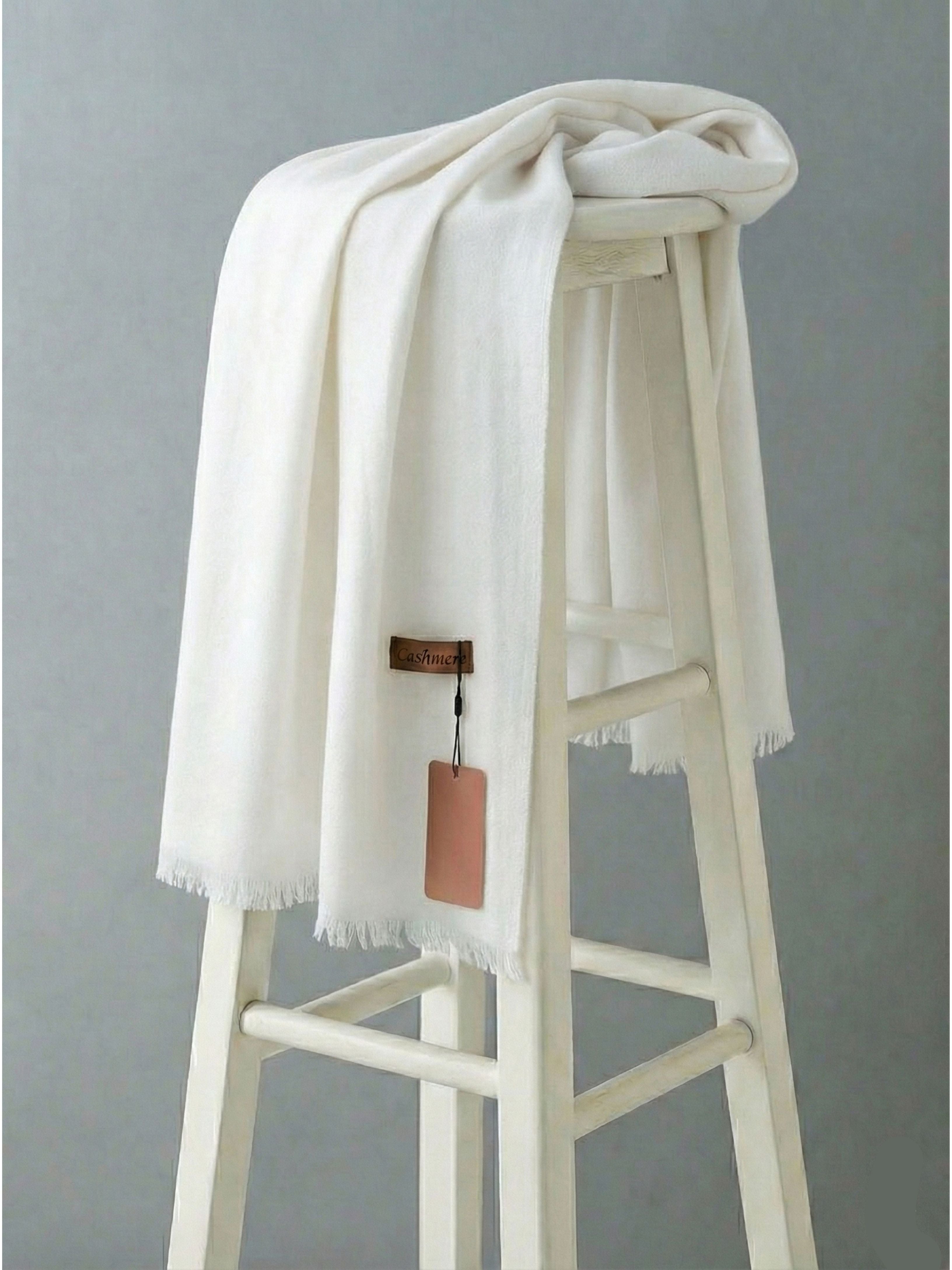 Allure Woolen Cashmere - White