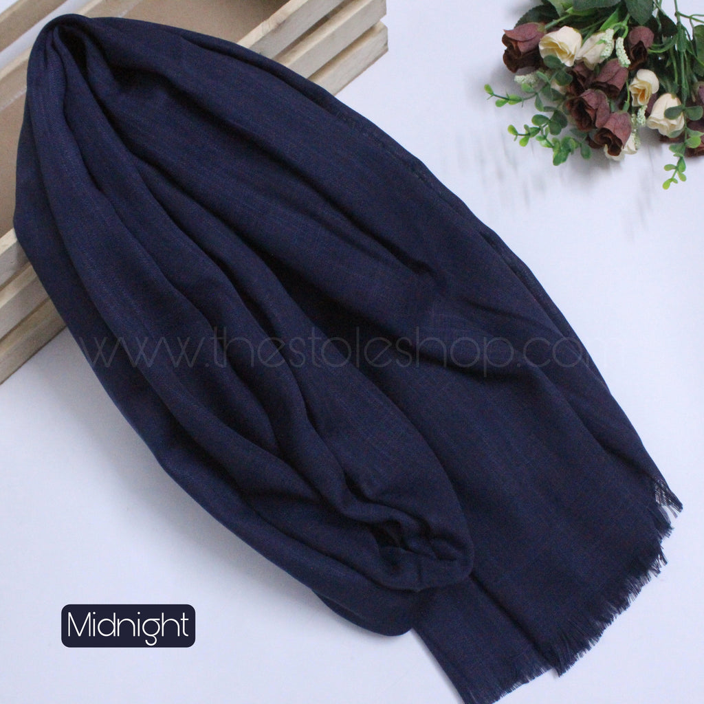 Premium Turkish – Slub Textured (Regular Width) – Midnight